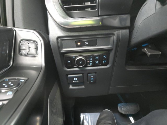 Used 2025 Ford F150 Lariat w/ Equipment Group 502A High AWD/4WD image 22