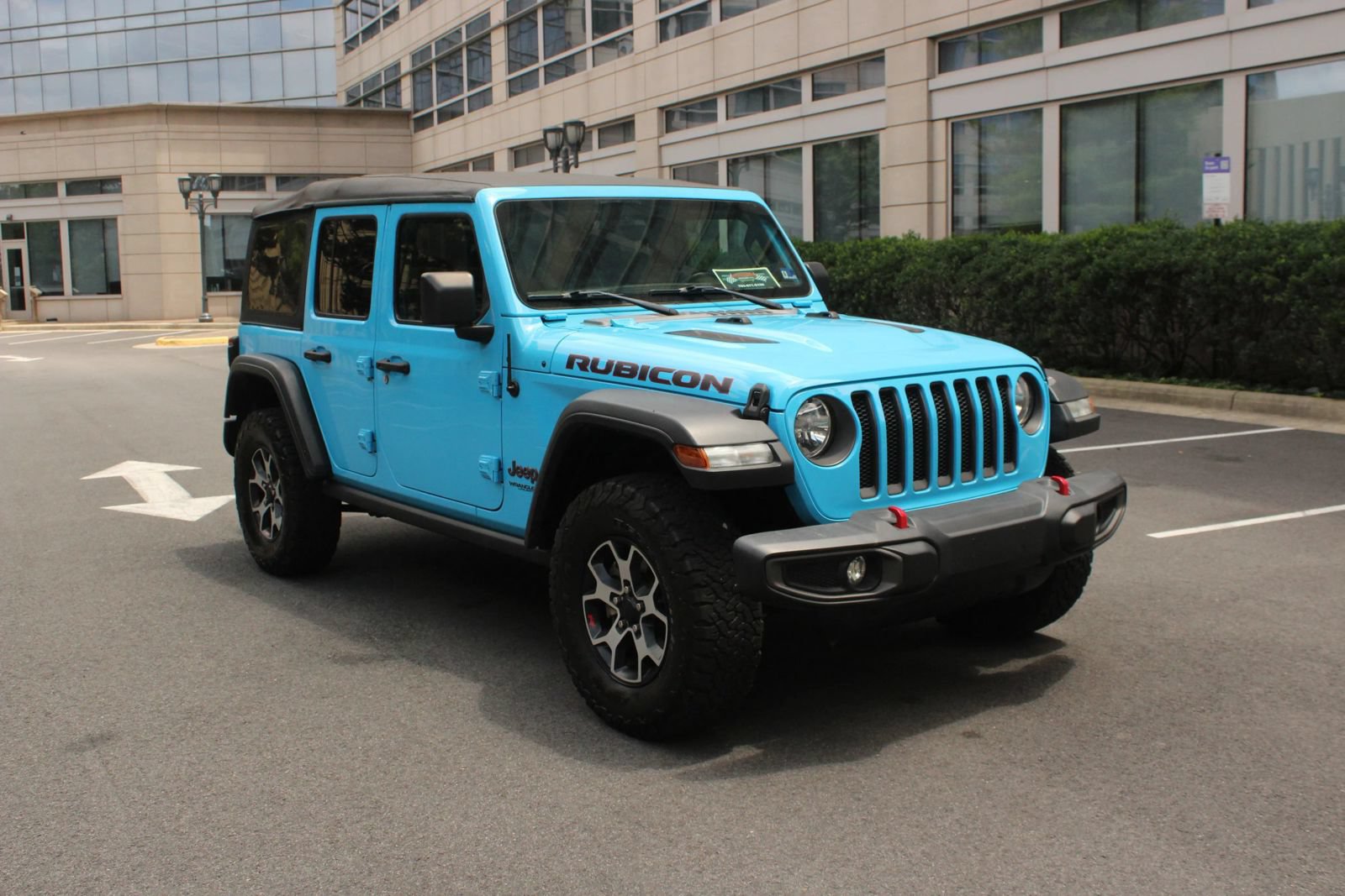 Used 2021 Jeep Wrangler Unlimited Rubicon w/ Safety Group AWD/4WD image 1