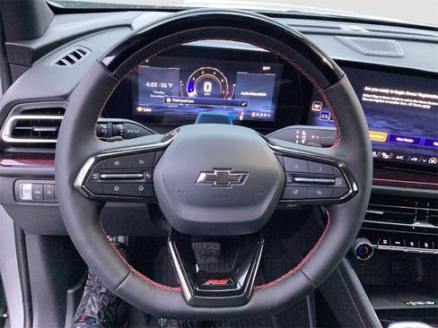 New 2026 Chevrolet Traverse RS w/ LPO, Floor Liner Package image 10