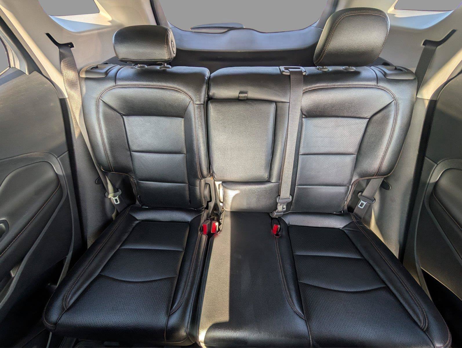 Used 2020 GMC Terrain SLE w/ Elevation Edition FWD image 30