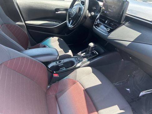 Used 2025 Toyota Corolla SE FWD image 14