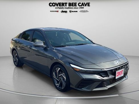 Used 2024 Hyundai Elantra Limited image 1