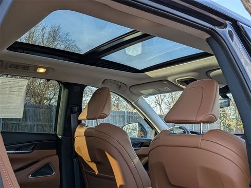 Used 2024 INFINITI QX60 Sensory image 24