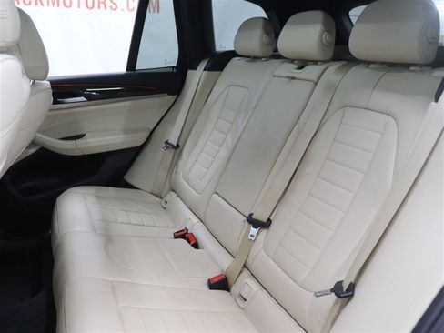 Used 2019 BMW X3 xDrive30i w/ Premium Package image 11