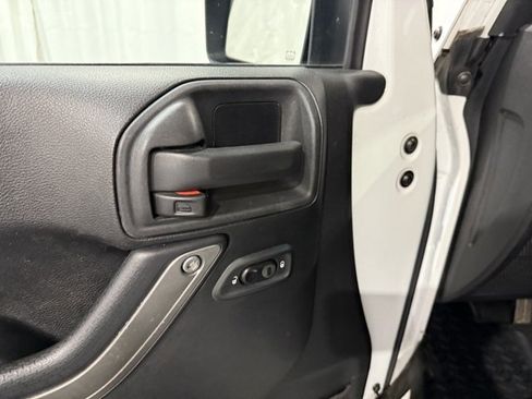 Used 2015 Jeep Wrangler Unlimited Sport w/ Quick Order Package 24S image 14