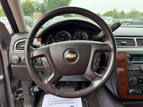 Used 2009 Chevrolet Silverado 3500 W/T AWD/4WD image 15
