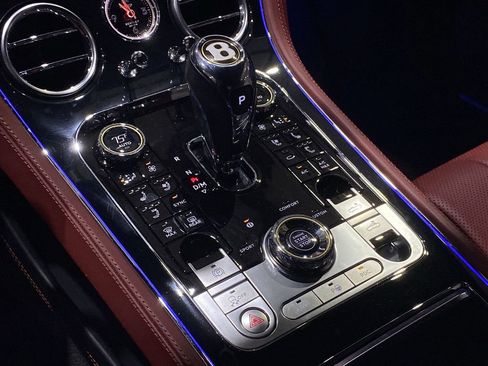 Used 2020 Bentley Continental GT image 10