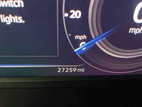 Certified 2023 Volkswagen Atlas SE w/ Black Wheel Package image 14