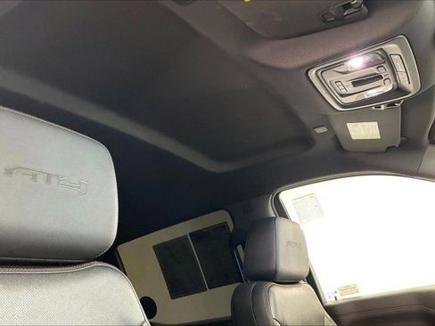 Used 2020 GMC Sierra 1500 AT4 w/ Off-Road Performance Package image 24