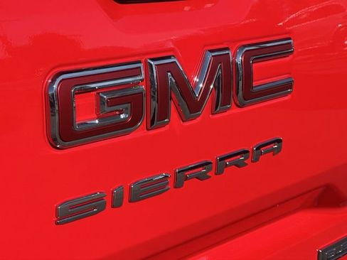 New 2026 GMC Sierra 1500 Elevation AWD/4WD image 32