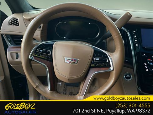 Used 2017 Cadillac Escalade ESV Platinum image 47