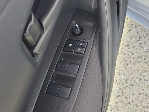 Used 2023 Toyota Corolla LE FWD image 22