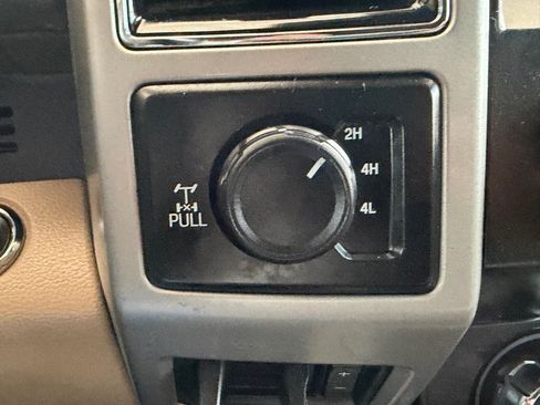 Used 2019 Ford F250 XLT AWD/4WD image 15