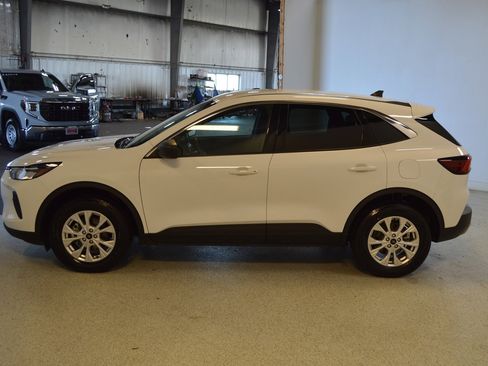 Used 2024 Ford Escape Active image 6