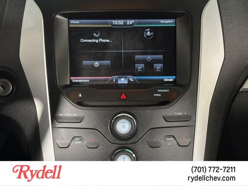 Used 2015 Ford Explorer XLT w/ Equipment Group 202A image 21