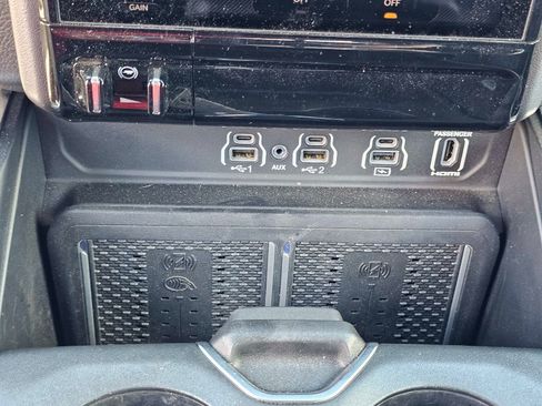 Used 2026 RAM 1500 Laramie w/ Night Edition AWD/4WD image 30