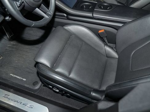 Certified 2025 Porsche Taycan 4S AWD/4WD image 19