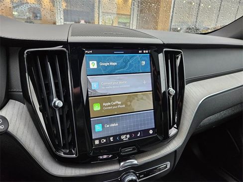 Used 2023 Volvo XC60 T8 Ultimate w/ Climate Package image 22