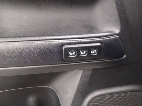 Used 2019 Toyota 4Runner Limited AWD/4WD image 15