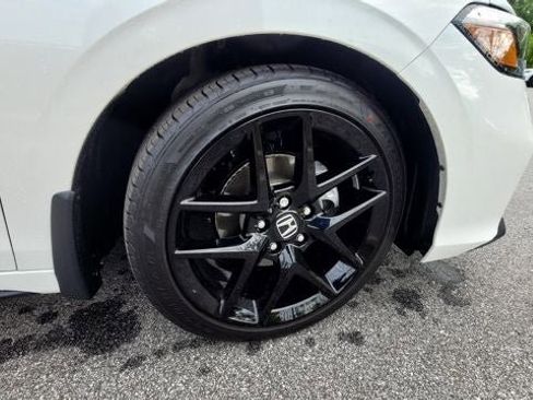 Used 2026 Honda Civic Sport image 4