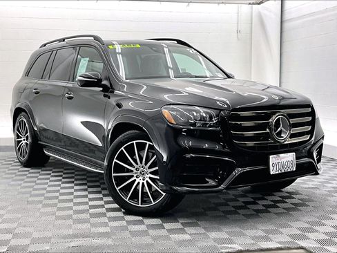 Used 2026 Mercedes-Benz GLS 580 4MATIC image 34
