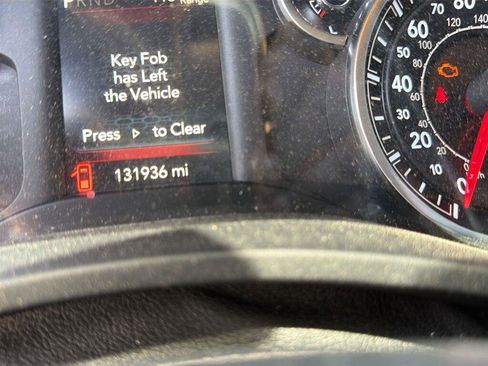 Used 2022 RAM 2500 Big Horn AWD/4WD image 5