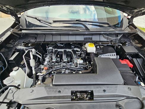 Used 2024 Nissan Pathfinder Rock Creek AWD/4WD image 32
