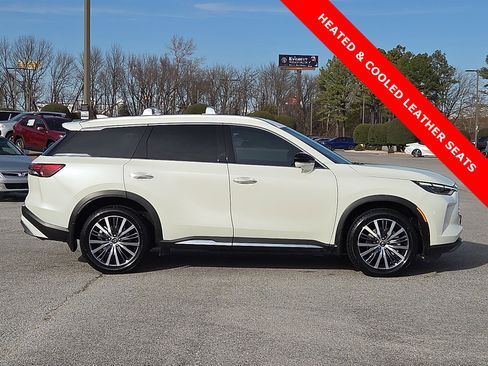 Used 2023 INFINITI QX60 Sensory w/ Vision Package image 6