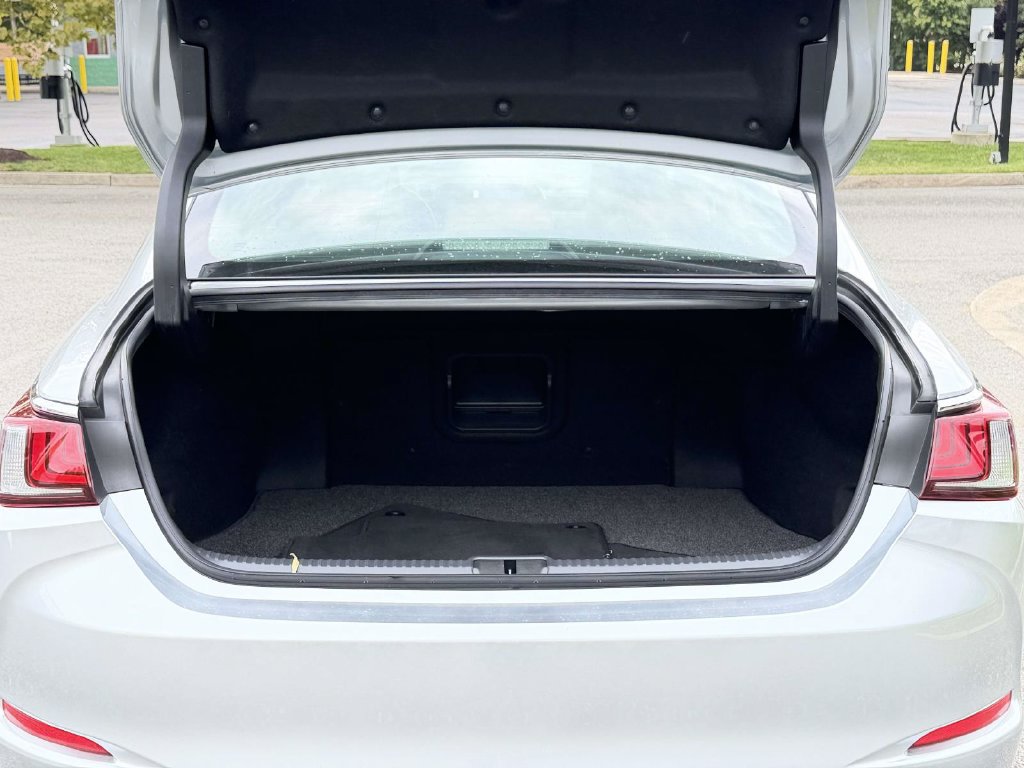 Used 2023 Lexus ES 350 w/ Accessory Package (Z1) FWD image 12