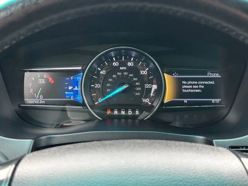 Used 2016 Ford Explorer XLT w/ Equipment Group 202A AWD/4WD image 11