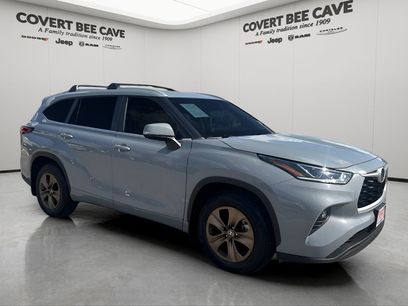 Used 2023 Toyota Highlander Bronze Edition