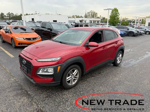 Used 2018 Hyundai Kona SE FWD image 1