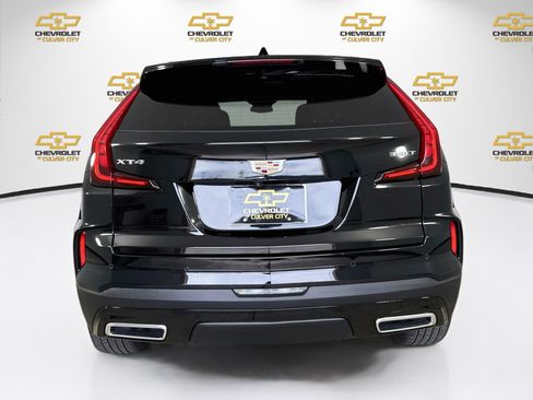Used 2024 Cadillac XT4 Premium Luxury FWD image 7
