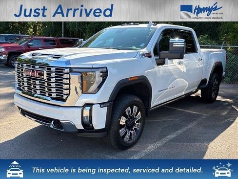 Certified 2025 GMC Sierra 2500 Denali w/ Denali Reserve Package AWD/4WD image 1