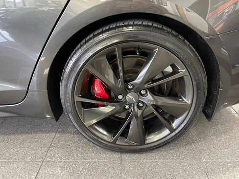 Used 2022 Genesis G70 3.3T w/ Sport Prestige Package AWD/4WD image 23