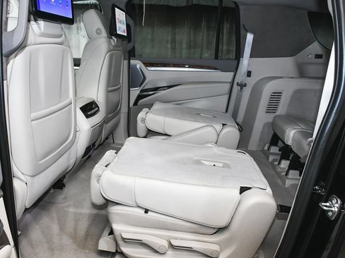 Used 2025 Cadillac Escalade ESV Sport Platinum AWD/4WD image 59