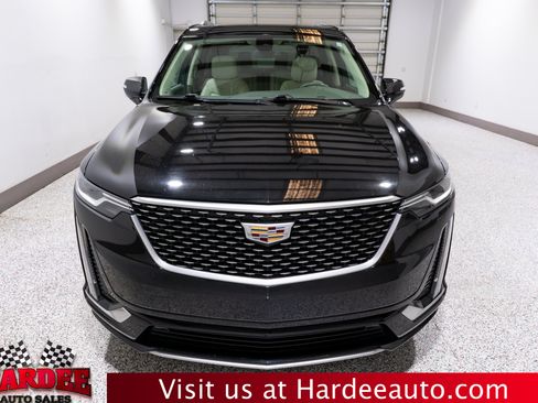 Used 2020 Cadillac XT6 Premium Luxury w/ LPO, Floor Liner Package AWD/4WD image 7