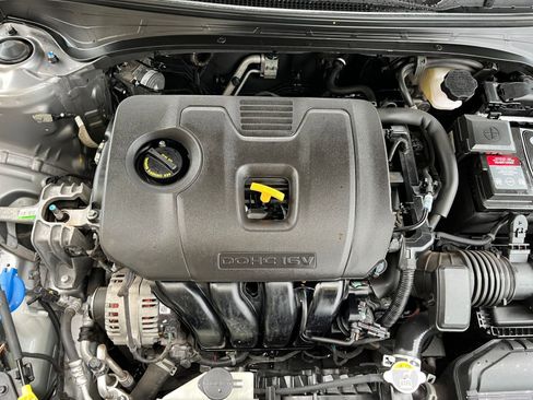 Used 2024 Kia Forte LXS image 29