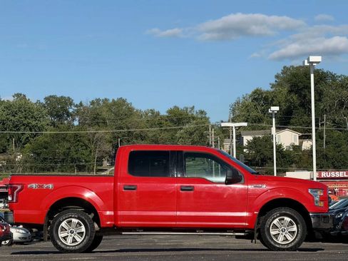 Used 2015 Ford F150 XLT AWD/4WD image 2