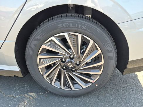 New 2026 Hyundai Sonata SEL FWD image 11