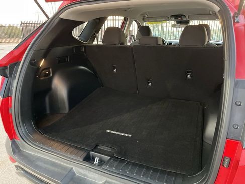 Used 2022 Hyundai Tucson SE image 10