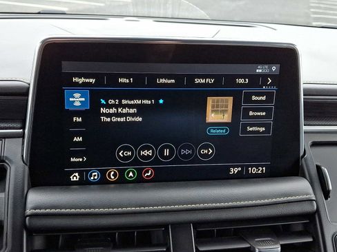 Used 2021 GMC Yukon SLT w/ SLT Luxury Plus Package image 21