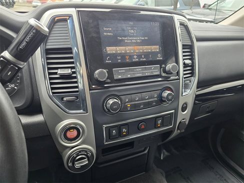 Used 2021 Nissan Titan SV w/ Accessory Utility Package image 27