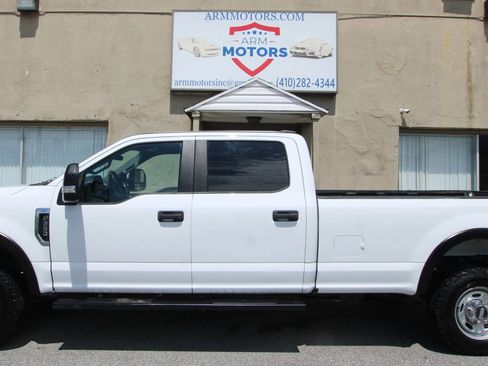 Used 2022 Ford F250 XL w/ Power Equipment Group AWD/4WD image 5