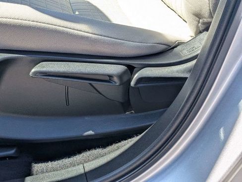 Used 2024 Honda HR-V LX image 18
