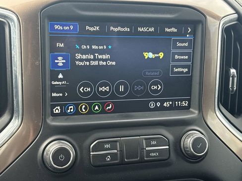 Certified 2021 Chevrolet Silverado 3500 High Country w/ Technology Package image 16