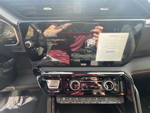 New 2026 GMC Sierra 2500 AT4 w/ AT4 Premium Plus Package AWD/4WD image 12
