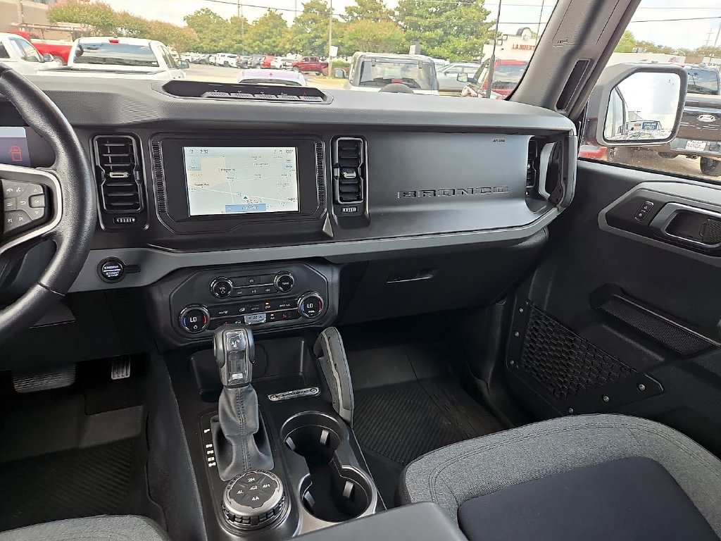 Used 2023 Ford Bronco Big Bend w/ Sasquatch Package AWD/4WD image 12