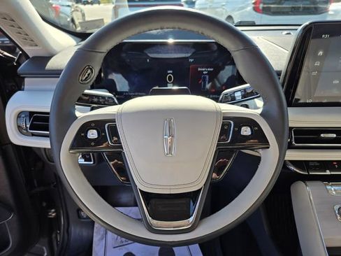 Used 2025 Lincoln Aviator Reserve w/ Illumination Package AWD/4WD image 37