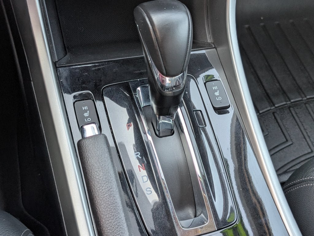 Used 2017 Honda Accord EX-L image 23